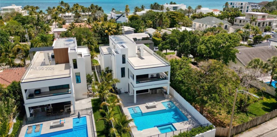 Villa ou maison à Fort Lauderdale, Floride 5 chambres № 2066959