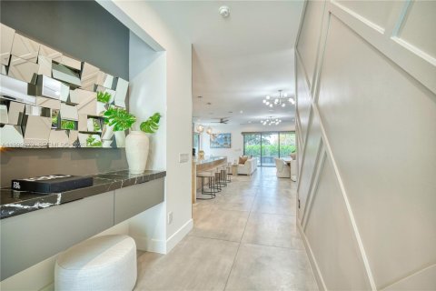 Villa ou maison à vendre à Fort Lauderdale, Floride: 5 chambres № 2066959 - photo 18