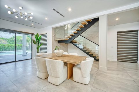 Villa ou maison à vendre à Fort Lauderdale, Floride: 5 chambres № 2066959 - photo 14