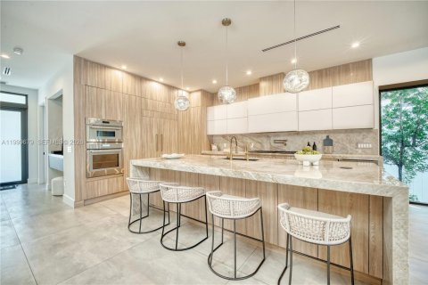 Villa ou maison à vendre à Fort Lauderdale, Floride: 5 chambres № 2066959 - photo 9