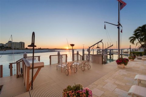 Villa ou maison à vendre à Tierra Verde, Floride: 5 chambres, 408.31 m2 № 2413428 - photo 28