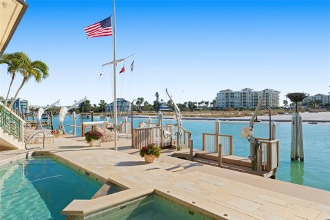 Villa ou maison à vendre à Tierra Verde, Floride: 5 chambres, 408.31 m2 № 2413428 - photo 7