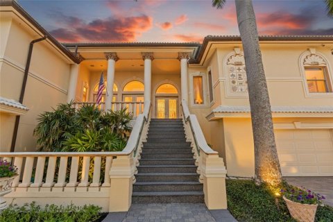 Villa ou maison à vendre à Tierra Verde, Floride: 5 chambres, 408.31 m2 № 2413428 - photo 5