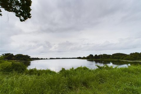 Villa ou maison à vendre à Winter Haven, Floride: 4 chambres, 177.63 m2 № 1805337 - photo 3