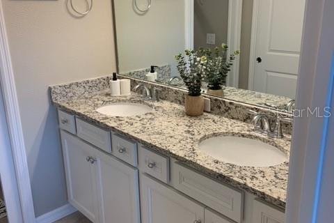 Townhouse in Davenport, Florida 5 bedrooms, 212.1 sq.m. № 1856357 - photo 29