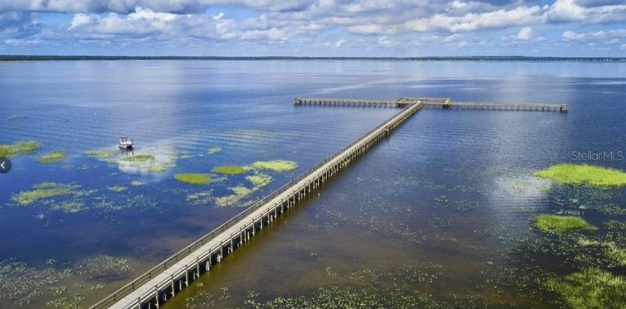 Terreno en Indian lake estates, Florida № 2162937