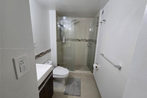 Copropriété à vendre à Aventura, Floride: 2 chambres, 98.29 m2 № 1632600 - photo 13