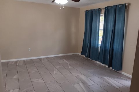 Villa ou maison à louer à Leesburg, Floride: 3 chambres, 92.9 m2 № 2408625 - photo 13