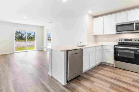 House in Parrish, Florida 3 bedrooms, 139.73 sq.m. № 1825199 - photo 8
