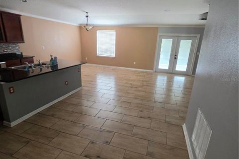 Villa ou maison à vendre à Jacksonville, Floride: 4 chambres, 166.67 m2 № 2388598 - photo 4