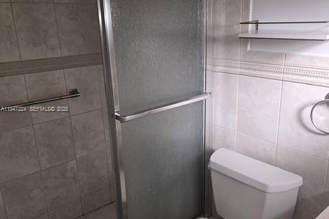 Apartment in Miami, Florida 2 bedrooms, 105.91 sq.m. № 2003372 - photo 11