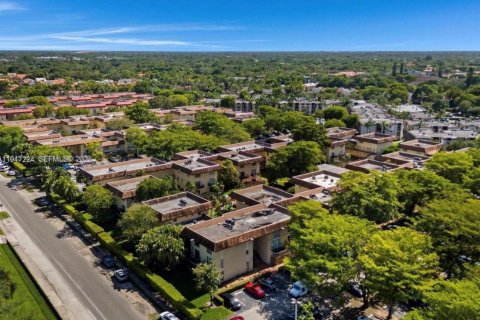 Apartment in Miami, Florida 2 bedrooms, 105.91 sq.m. № 2003372 - photo 23