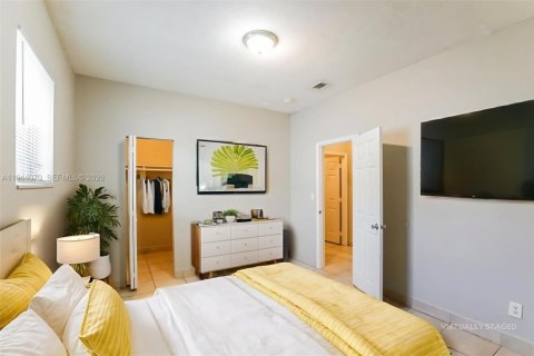 Villa ou maison à louer à Miami Gardens, Floride: 5 chambres, 127.18 m2 № 2000871 - photo 9