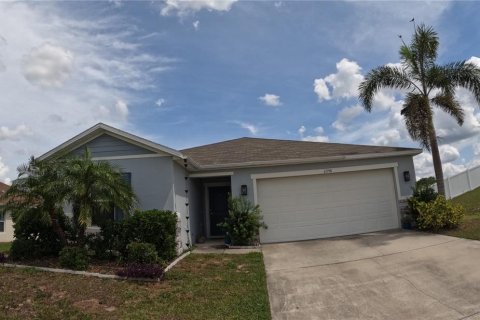 House in Mascotte, Florida 3 bedrooms, 142.79 sq.m. № 1614399 - photo 1
