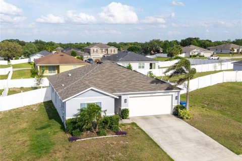 House in Mascotte, Florida 3 bedrooms, 142.79 sq.m. № 1614399 - photo 15