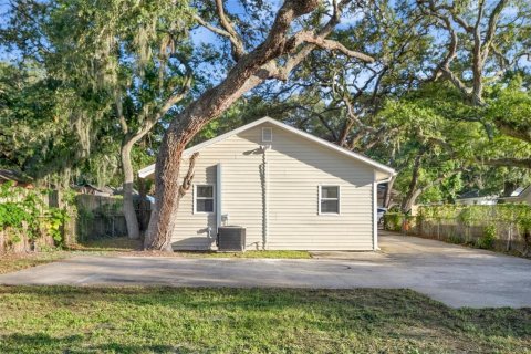 Casa en venta en Tampa, Florida, 3 dormitorios, 80.27 m2 № 2225776 - foto 17