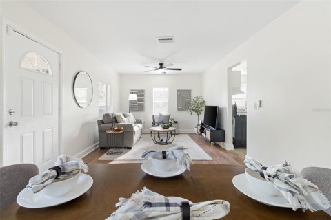 Casa en venta en Tampa, Florida, 3 dormitorios, 80.27 m2 № 2225776 - foto 2