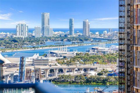 Copropriété à vendre à Miami, Floride: 1 chambre, 60.39 m2 № 2243624 - photo 22
