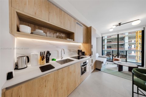 Copropriété à vendre à Miami, Floride: 1 chambre, 60.39 m2 № 2243624 - photo 2
