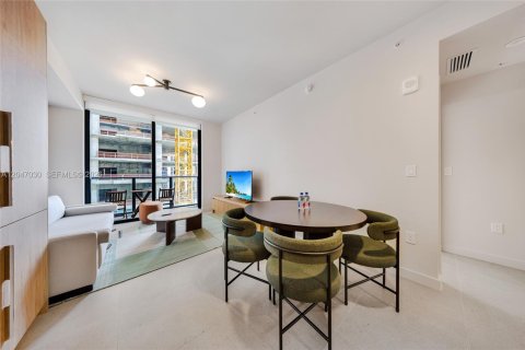 Copropriété à vendre à Miami, Floride: 1 chambre, 60.39 m2 № 2243624 - photo 3