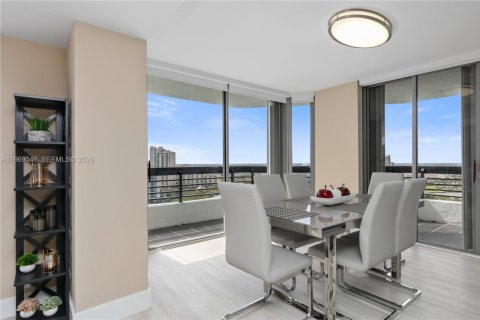 Condominio en venta en Aventura, Florida, 2 dormitorios, 128.21 m2 № 2030307 - foto 8