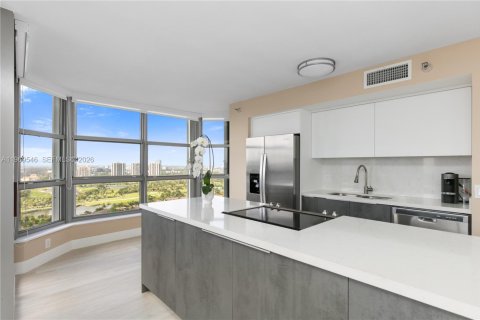 Condominio en venta en Aventura, Florida, 2 dormitorios, 128.21 m2 № 2030307 - foto 10