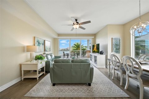 Condo in Clearwater, Florida, 3 bedrooms  № 1911788 - photo 13