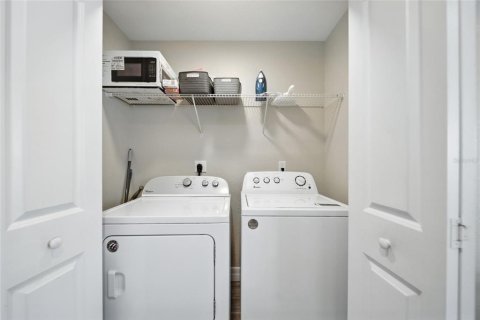 Condo in Clearwater, Florida, 3 bedrooms  № 1911788 - photo 24