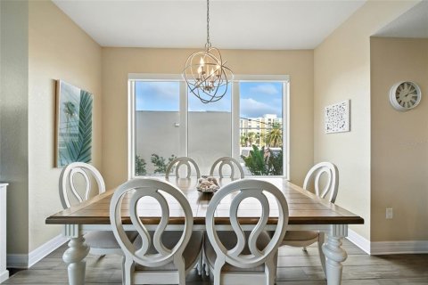 Condo in Clearwater, Florida, 3 bedrooms  № 1911788 - photo 12