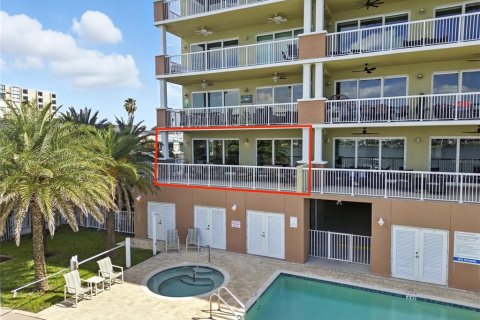 Condo in Clearwater, Florida, 3 bedrooms  № 1911788 - photo 29