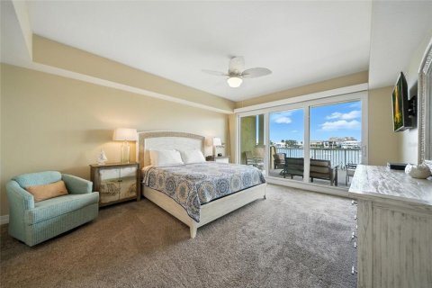 Condo in Clearwater, Florida, 3 bedrooms  № 1911788 - photo 16