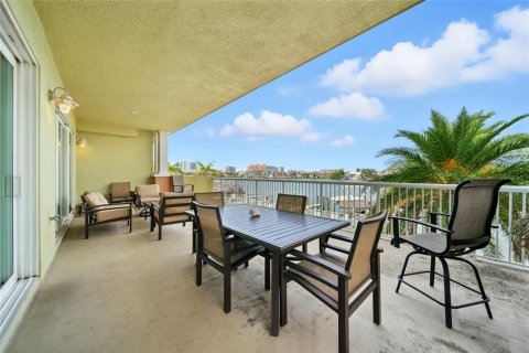 Condo in Clearwater, Florida, 3 bedrooms  № 1911788 - photo 5