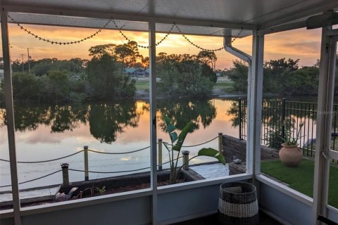 Casa en venta en Holiday, Florida, 3 dormitorios, 120.87 m2 № 1900623 - foto 27