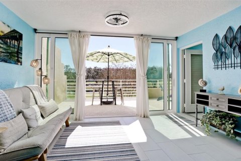 Condo in Bradenton, Florida, 2 bedrooms  № 2217180 - photo 13