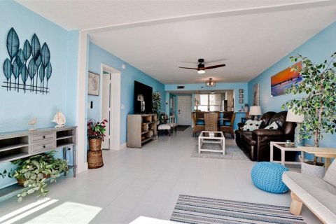 Condo in Bradenton, Florida, 2 bedrooms  № 2217180 - photo 12