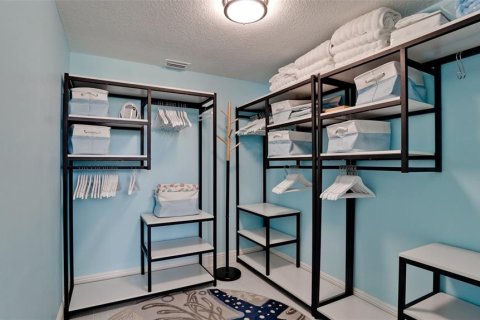 Condo in Bradenton, Florida, 2 bedrooms  № 2217180 - photo 25