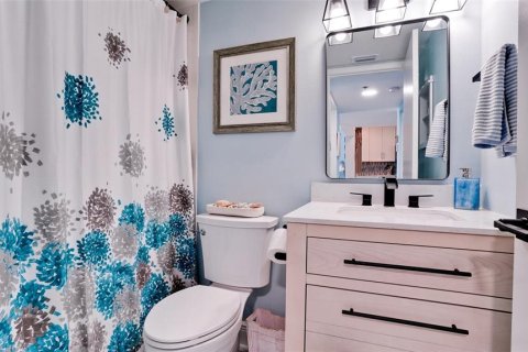 Condo in Bradenton, Florida, 2 bedrooms  № 2217180 - photo 29