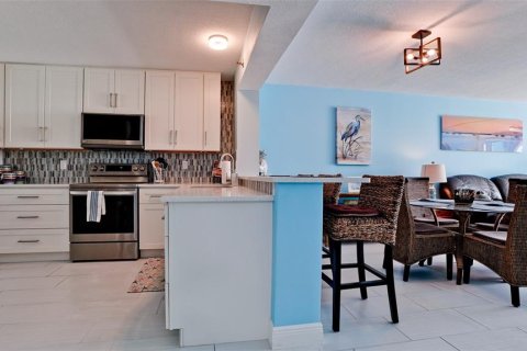 Condo in Bradenton, Florida, 2 bedrooms  № 2217180 - photo 8