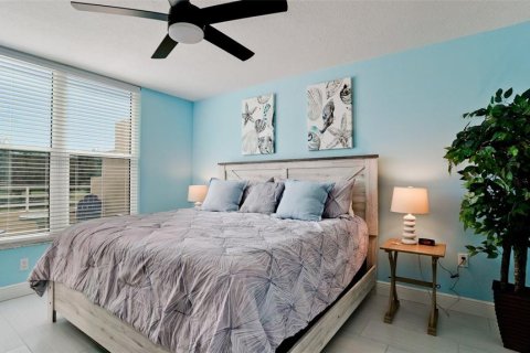 Condo in Bradenton, Florida, 2 bedrooms  № 2217180 - photo 21