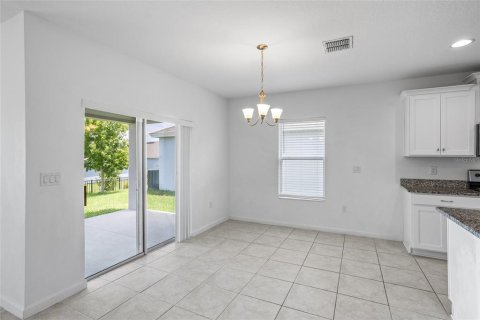 Casa en venta en Haines City, Florida, 4 dormitorios, 180.04 m2 № 1866681 - foto 24