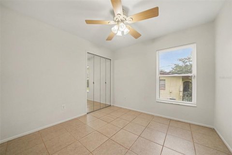 House in DeBary, Florida 3 bedrooms, 145.95 sq.m. № 2426988 - photo 29