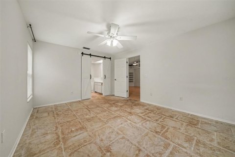 House in DeBary, Florida 3 bedrooms, 145.95 sq.m. № 2426988 - photo 25