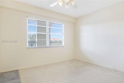 Купить кондоминиум в Пемброк-Пайнс, Флорида 2 спальни, 100.52м2, № 2031613 - фото 15