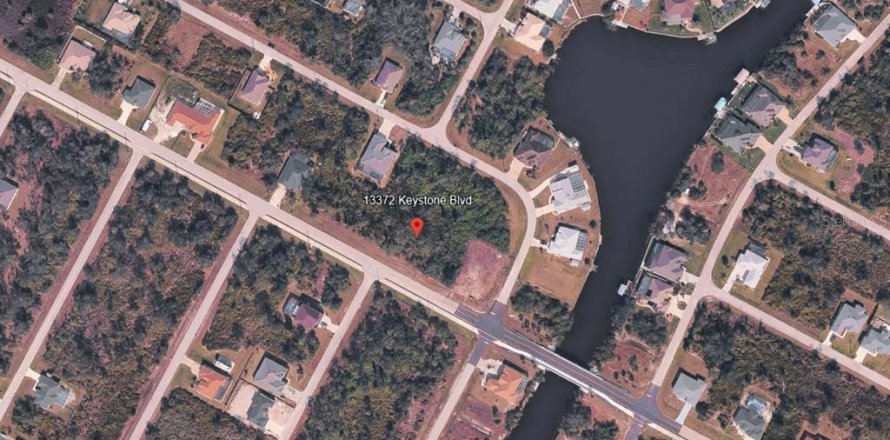 Land in Port Charlotte, Florida № 2228740