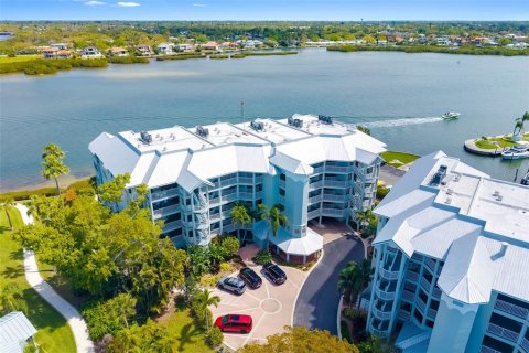 Condo in Sarasota, Florida, 2 bedrooms  № 2147800 - photo 8