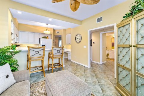Condo in Sarasota, Florida, 2 bedrooms  № 2147800 - photo 16