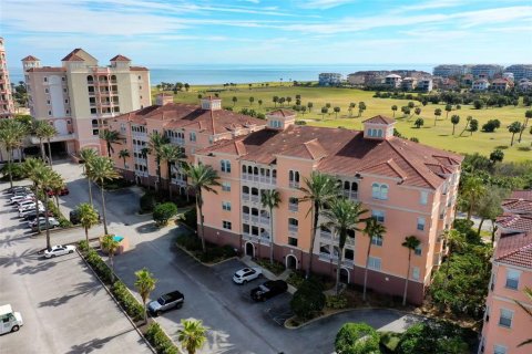 Condo in Palm Coast, Florida, 3 bedrooms  № 1535856 - photo 1