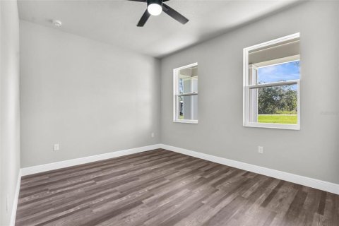 House in Weeki Wachee, Florida 4 bedrooms, 201.23 sq.m. № 1822409 - photo 27
