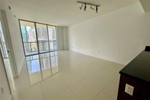 Condo in Miami, Florida, 1 bedroom  № 2075198 - photo 5