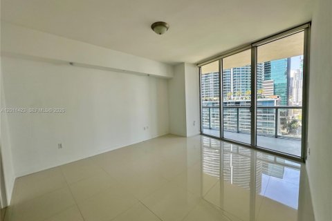 Condo in Miami, Florida, 1 bedroom  № 2075198 - photo 10